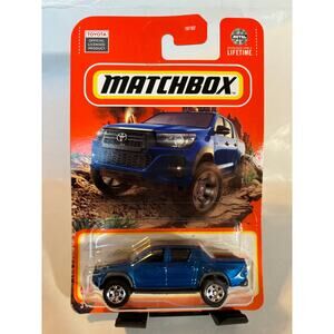 Matchbox 2024 Toyota Hilux Pickup 35/100 Blue Mainline T20A 30782
